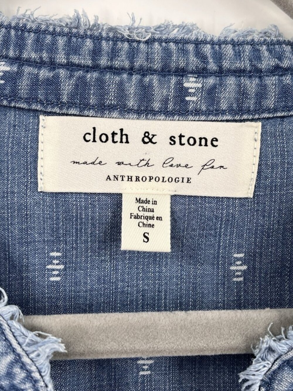 CLOTH + STONE Women's Light Denim Stitch Pattern Raw Hem Shirt Dress Small - Picture 3 of 6